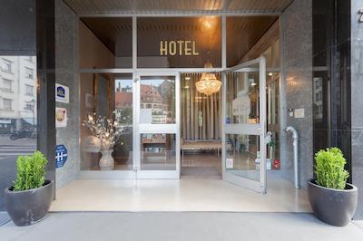 بست وسترن دی فرانسه