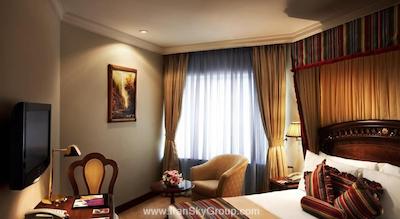 د رویال پلازا