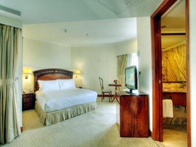 د رویال پلازا