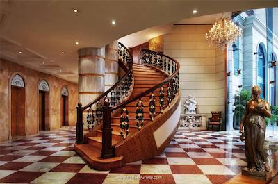 د رویال پلازا