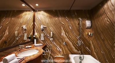 د رویال پلازا