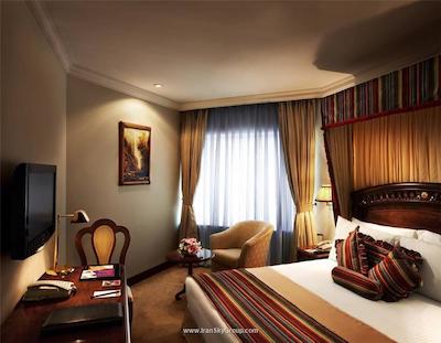 د رویال پلازا