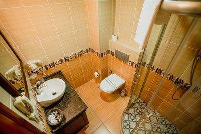 مدیترا آرت هتل
