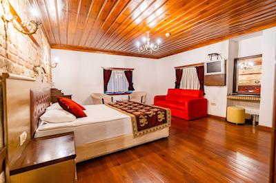 مدیترا آرت هتل