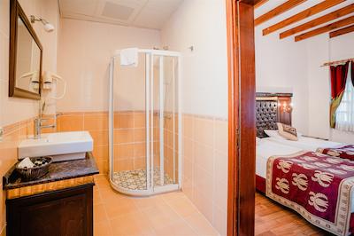 مدیترا آرت هتل