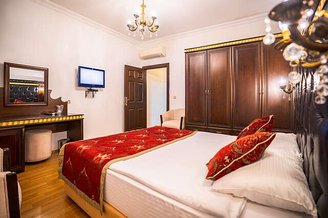 مدیترا آرت هتل