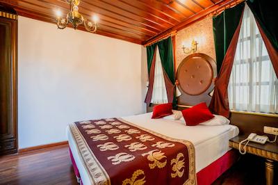 مدیترا آرت هتل