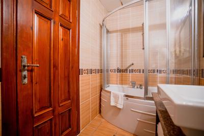 مدیترا آرت هتل