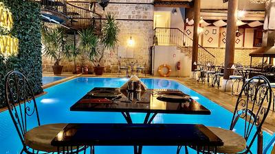 مدیترا آرت هتل