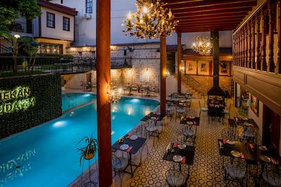 مدیترا آرت هتل