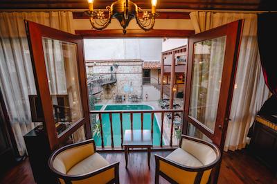 مدیترا آرت هتل