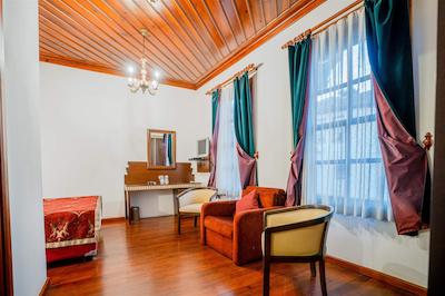 مدیترا آرت هتل