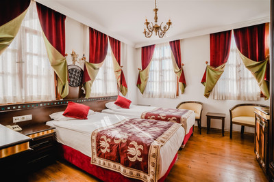 مدیترا آرت هتل