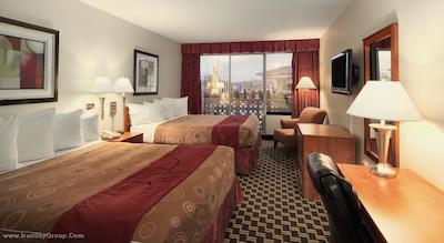 تراولوژ نانایمو