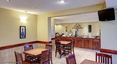 تراولوژ نانایمو