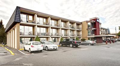 تراولوژ نانایمو