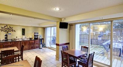 تراولوژ نانایمو