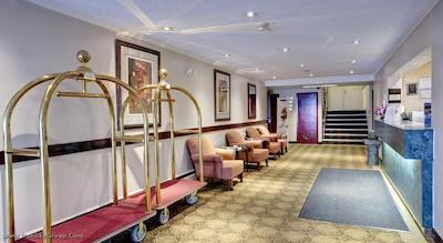 تراولوژ نانایمو