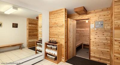 تراولوژ نانایمو