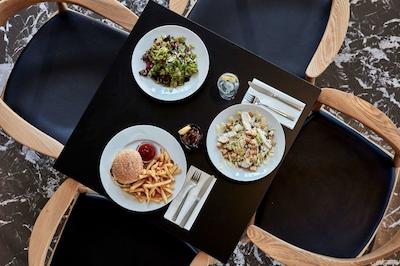 بست وسترن کاندیاهتل