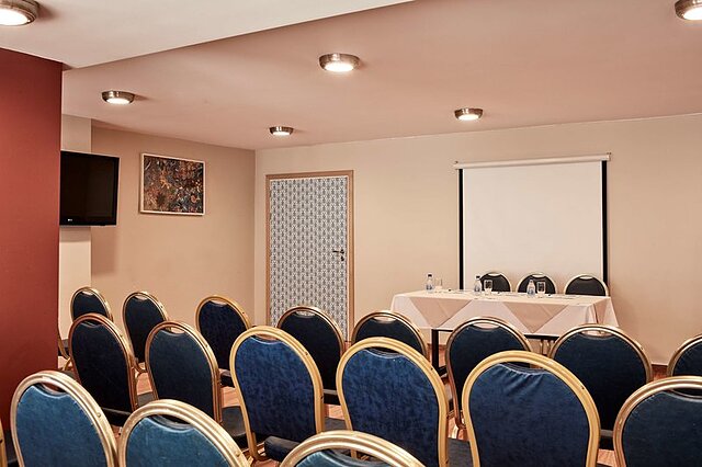 بست وسترن کاندیاهتل