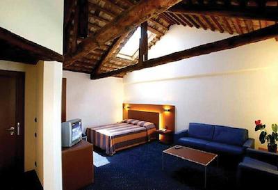 رزیدنزا کانارجیو