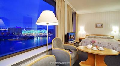 سنت-پترزبورگ هتل