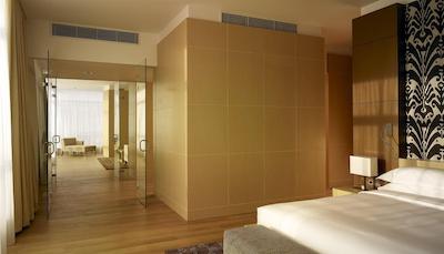 حیات ریجنسی دوشنبه