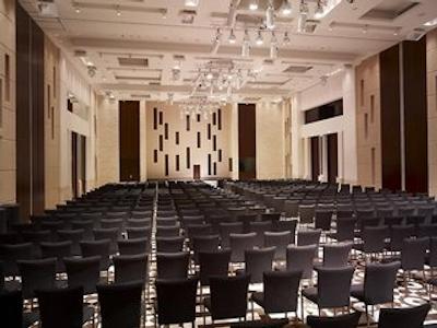 حیات ریجنسی دوشنبه