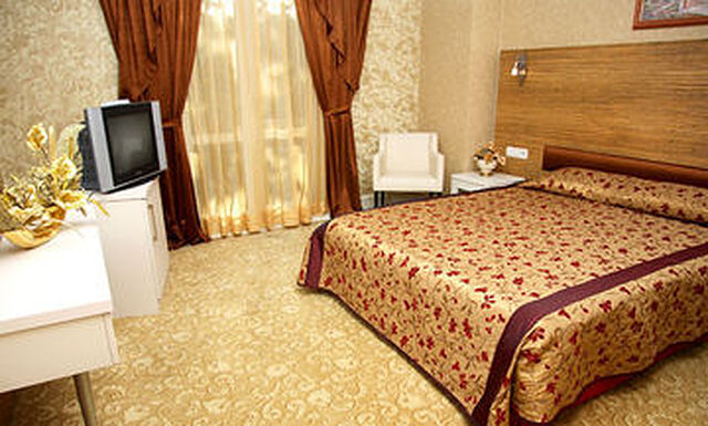 گلدن هیل