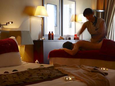 کرون پلازا پورتو