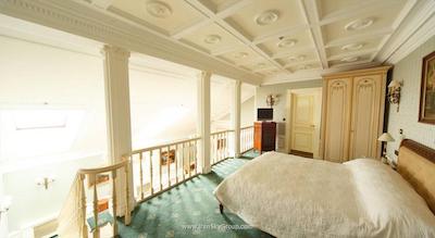 تلئون ایمپریال هتل