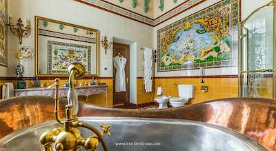 تلئون ایمپریال هتل