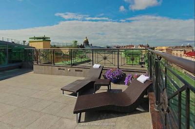 تلئون ایمپریال هتل