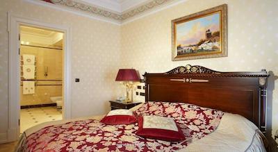 تلئون ایمپریال هتل