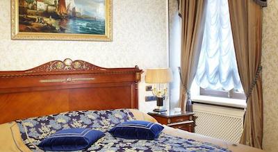 تلئون ایمپریال هتل