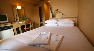 د بی سنگنجایا