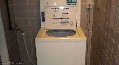 د بی سنگنجایا