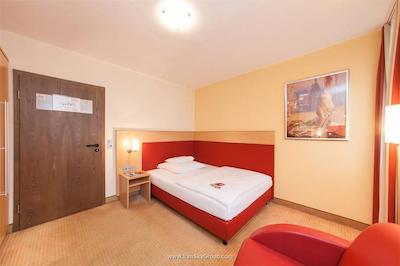 نووم هتل آفنباخ هف