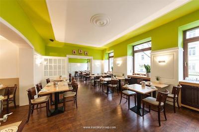 نووم هتل آفنباخ هف