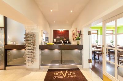 نووم هتل آفنباخ هف