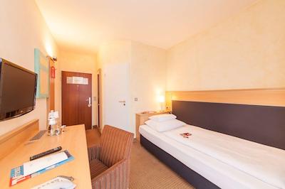 نووم هتل آفنباخ هف