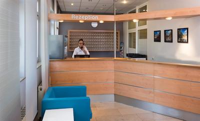 ای اچ ام هتل مانهایم سیتی