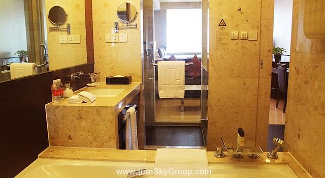 رگال شانگهای ایست آسیا