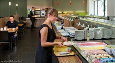 آیبیس بروکسل سنتر گار میدی