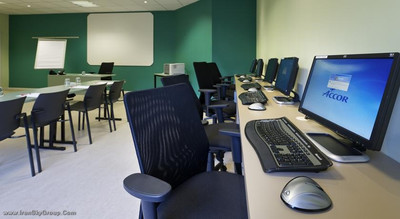 آیبیس بروکسل سنتر گار میدی