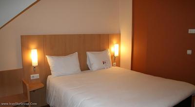 آیبیس بروکسل سنتر گار میدی