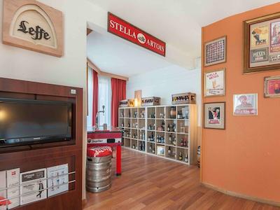 آیبیس بروکسل سنتر گار میدی