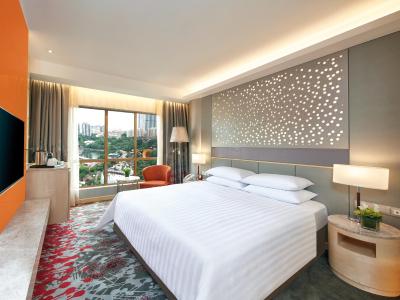 سان وی پیرامید تاور ایست