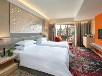 سان وی پیرامید تاور ایست